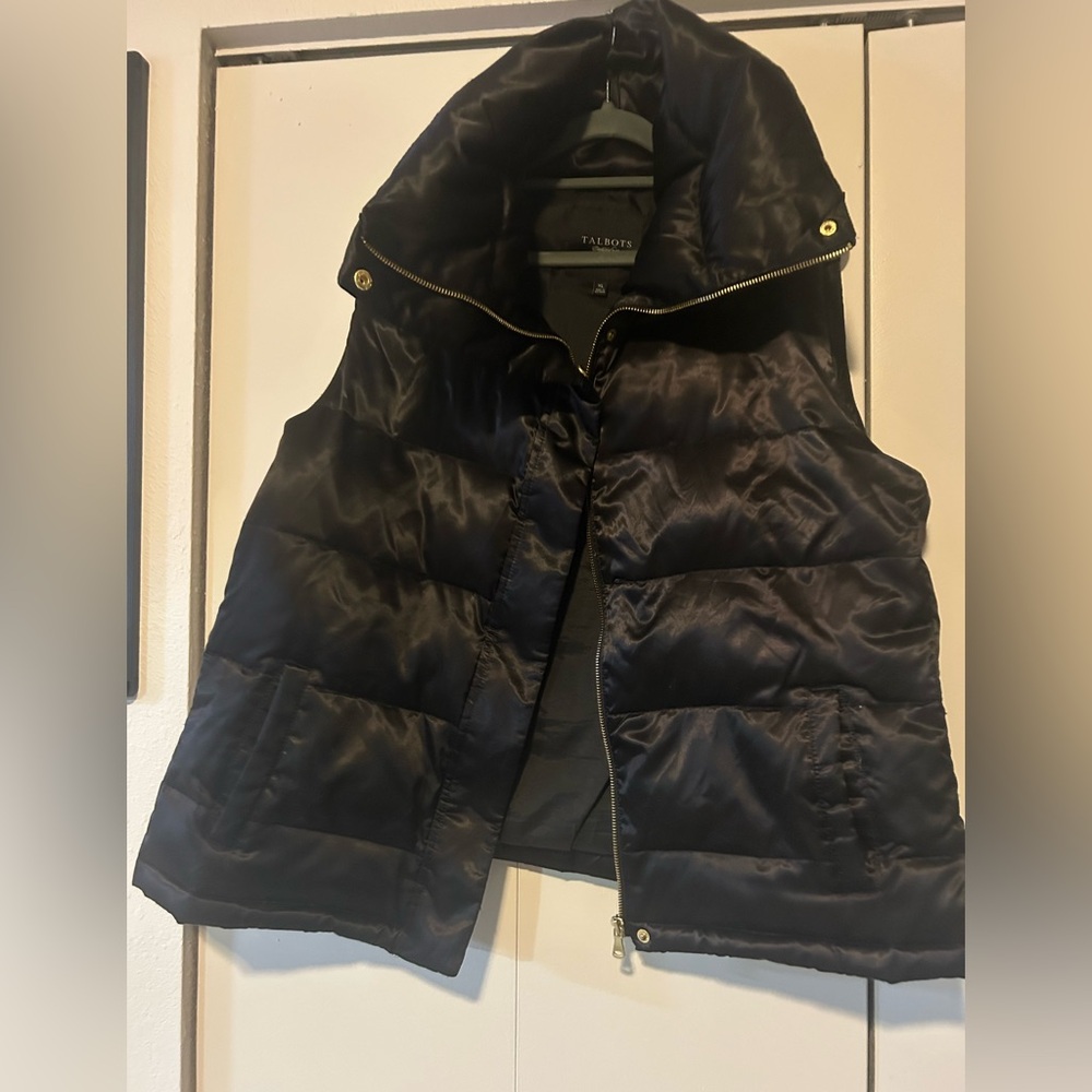 Talbots Black Quilted Vest with Gold Details duck filled